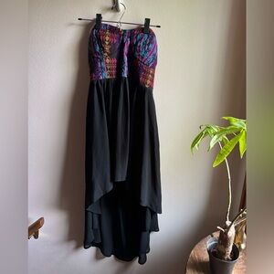 Strapless dress with multi color geometric design